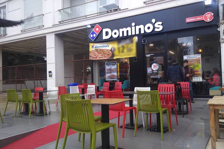 Domino S Pizza Feneryolu Istanbul